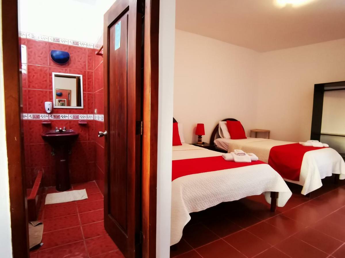 Hostal La Isla Del Descanso Puerto Villamil Exterior foto